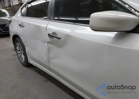 2014 Nissan Altima 2.5 S из США, поврежденный, VIN 1N4AL3AP0EN206783